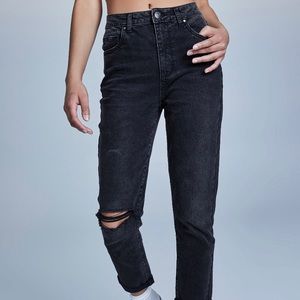 women’s  mom jeans